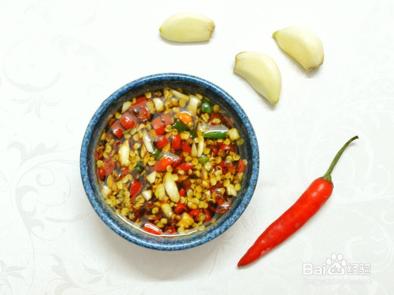 莲藕黑豆炖鸡汤的做法