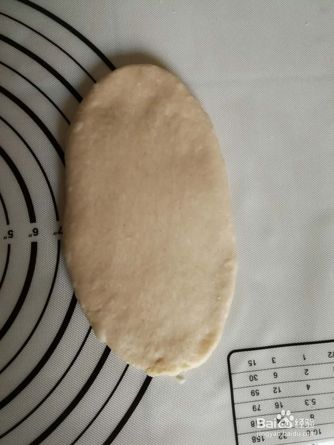 心形草莓椰蓉面包的做法