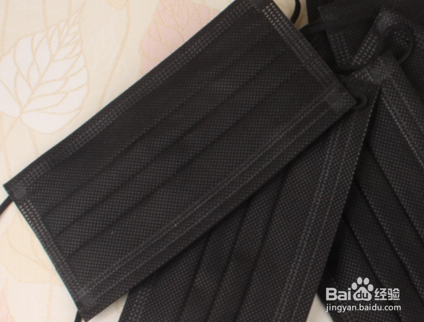 黑色口罩怎么分辨内外面？