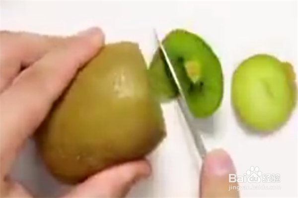 猕猴桃去皮的简单方法