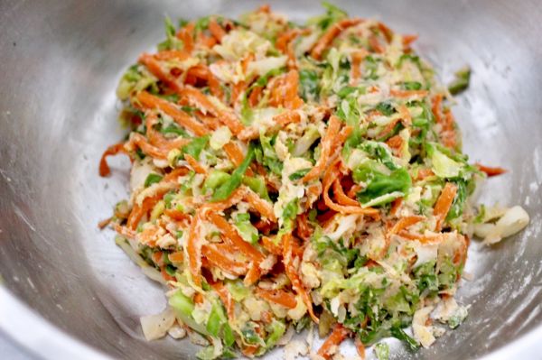 包菜虾皮菜团子