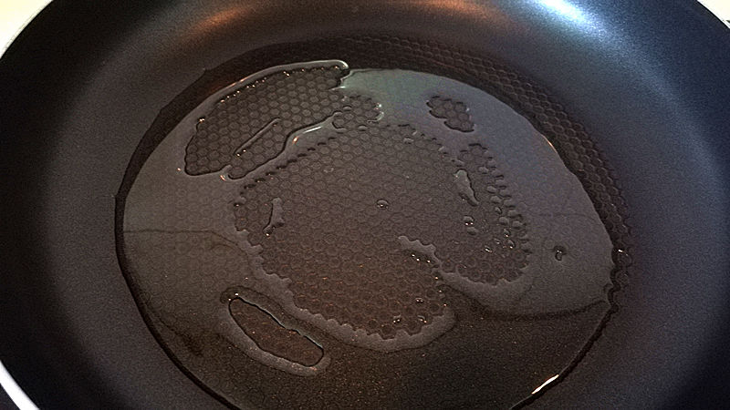 这种做法的肉松葱油饼，很好吃值得去学！