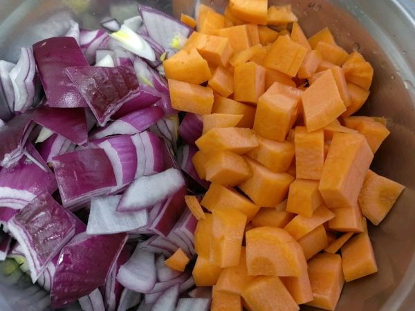 兔兔椰香咖喱鸡饭