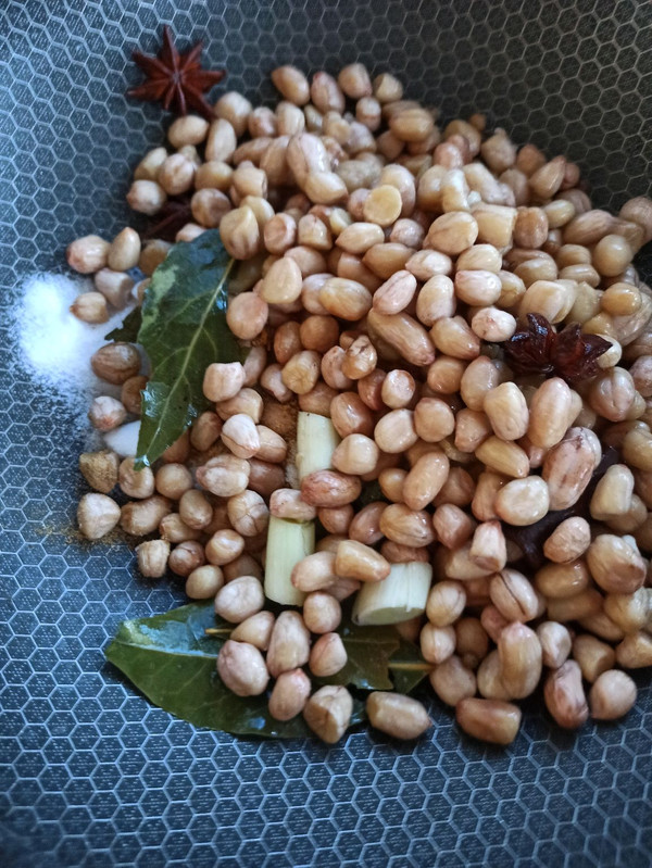 盐焗五香花生米