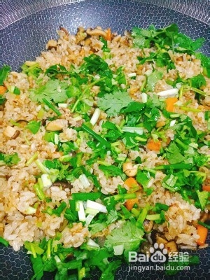 生炒糯米炒饭的做法
