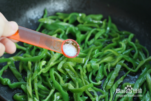 制作青椒牛肉丝