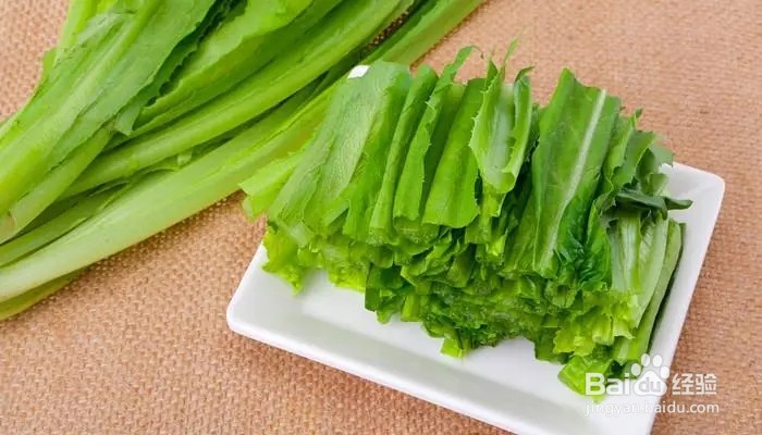 油麦菜炒豆腐