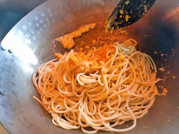 咸蛋黄南瓜虾仁意面