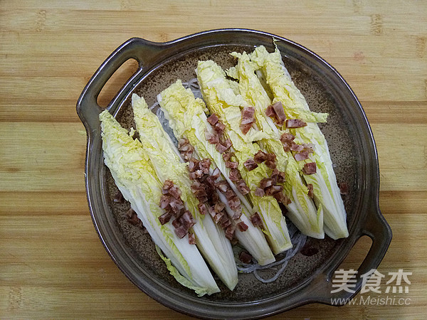 腊肠粉丝蒸娃娃菜