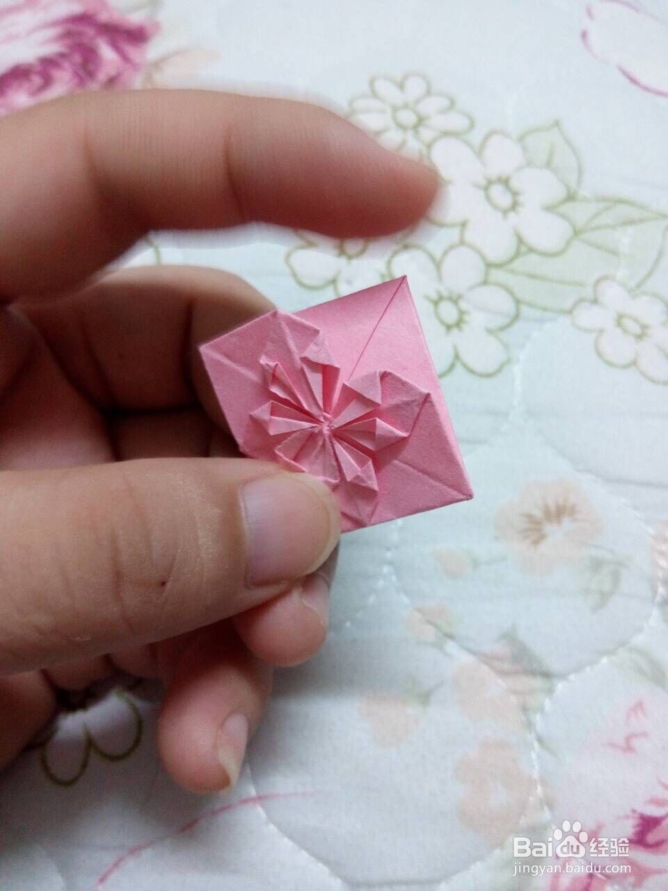 怎么用折纸折爱心