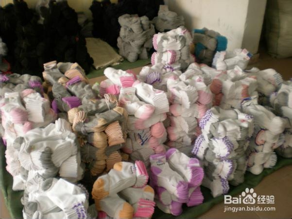 地摊袜子批发如何实现月收入过万？