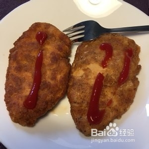 教你怎么做香煎鲜嫩多汁的黑椒鸡胸肉