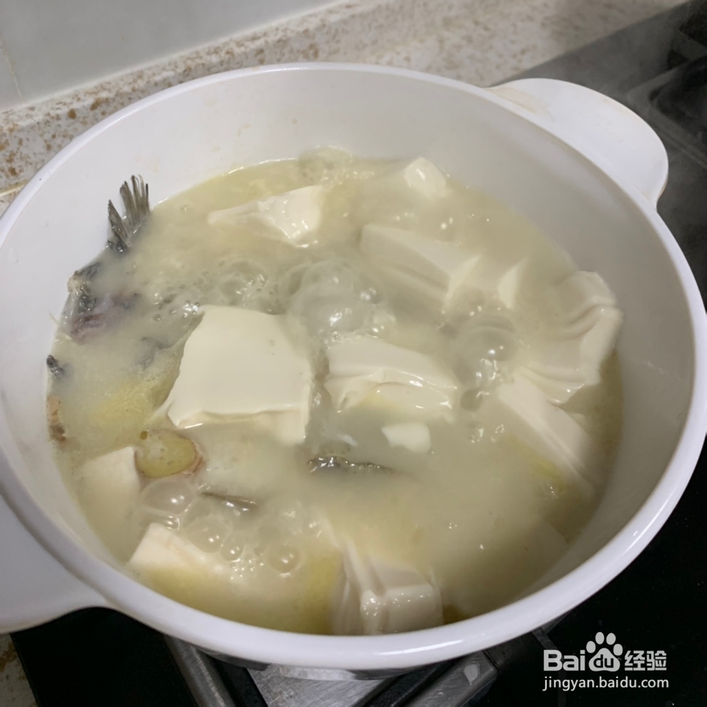 怎么做鲫鱼炖豆腐？