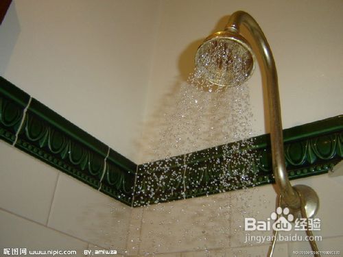 怎样清洁浴室瓷砖