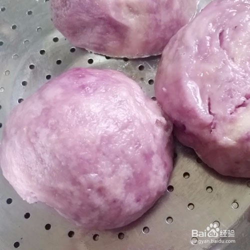 <b>紫薯小馒头的做法</b>