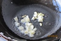 茄子鸡蛋酱的做法