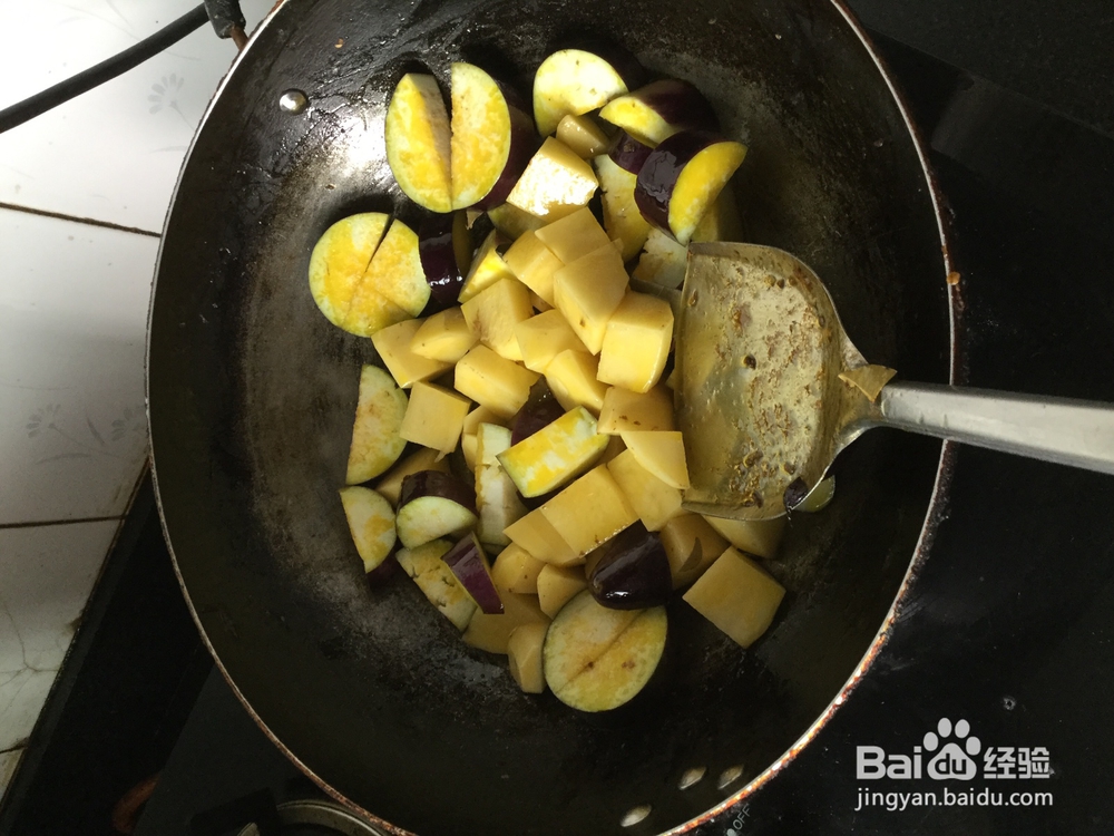 教你炖菜怎么贴锅饼