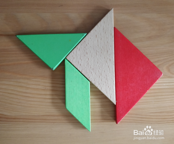 俯身的轮滑者用七巧板怎么拼接？