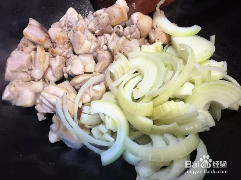 怎样做出家常菜系列之黑胡椒洋葱鸡腿