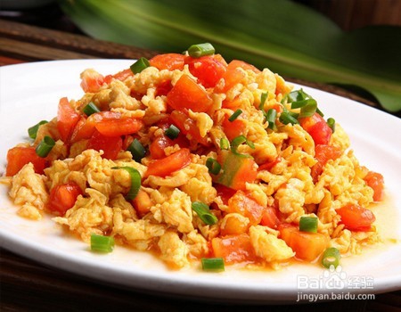 西红柿炒鸡蛋的做法