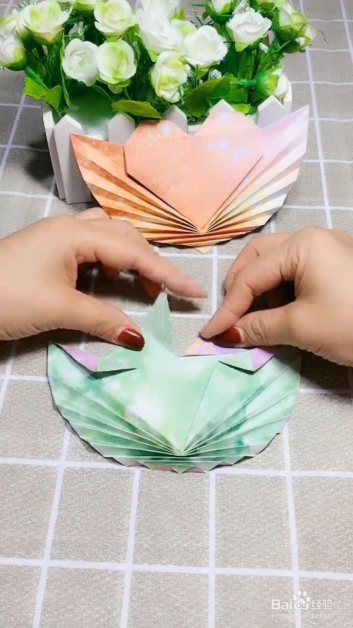 如何用折纸制作天使的翅膀
