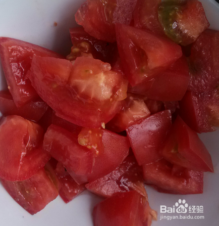 <b>西红柿炒茄子简易做法</b>