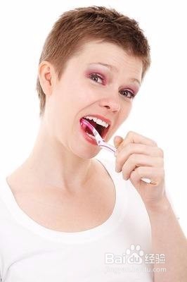 矫正牙齿哪些情况需要拔牙