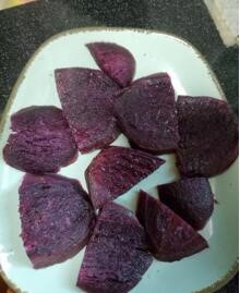 怎么做一道美味的紫薯粥 ?