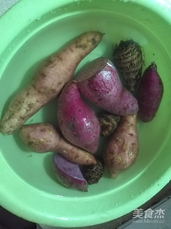 三色芋圆牛奶西米露