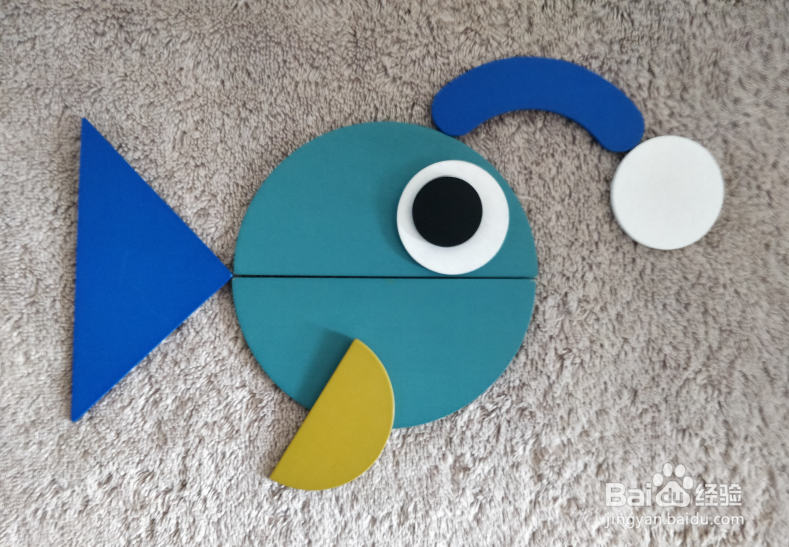 用蒙氏积木怎样拼灯笼鱼？