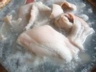 红烧香菇猪肉皮