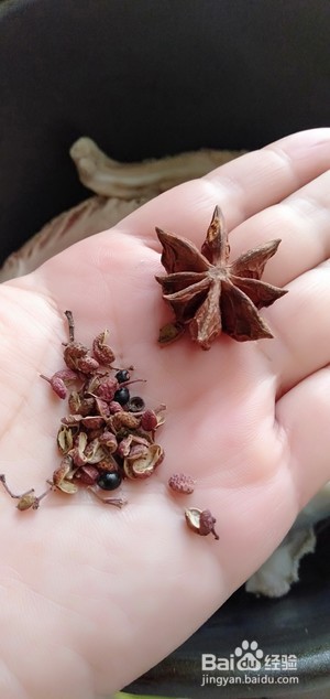 红烧月牙骨的做法