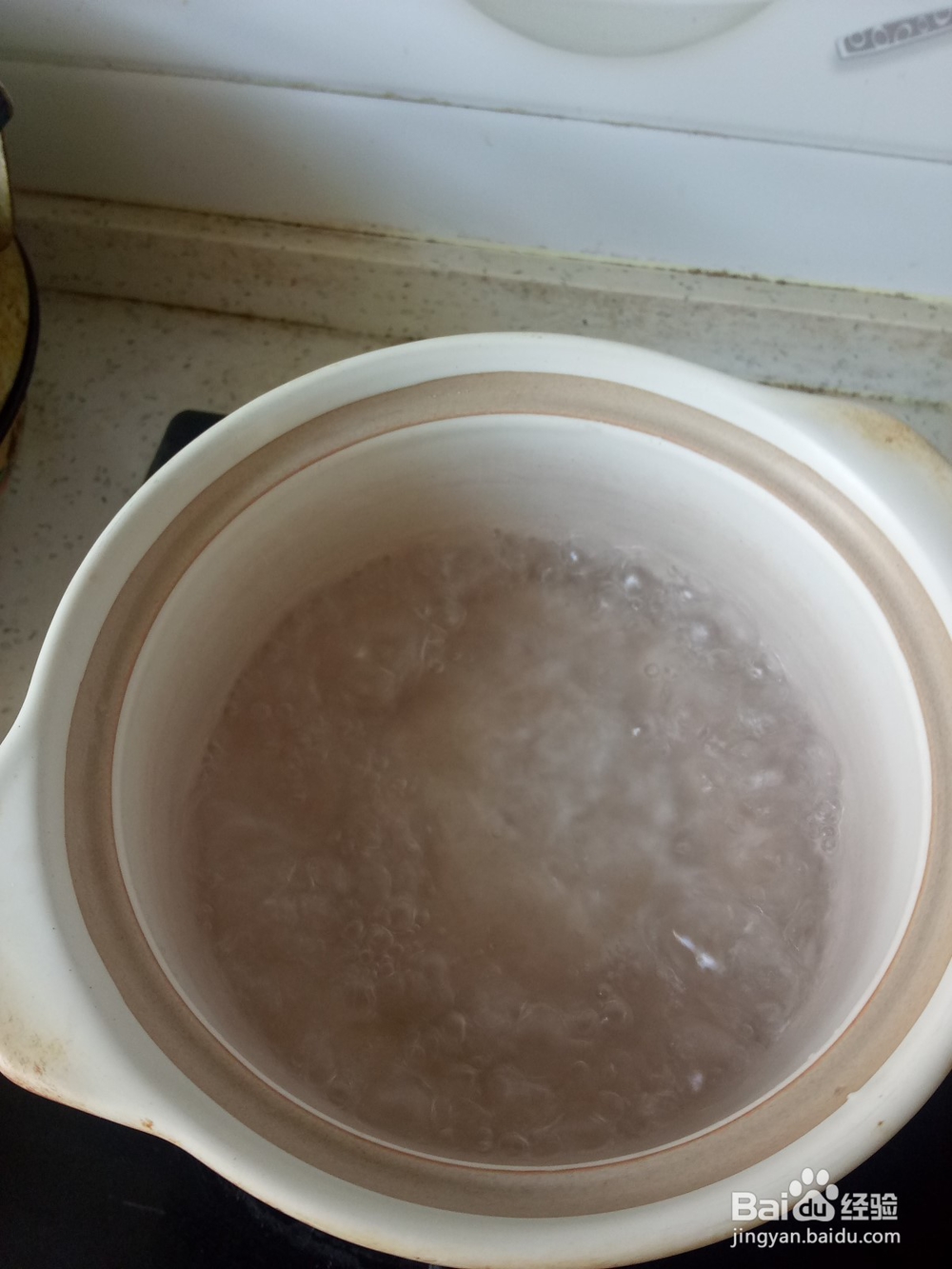 砂锅卤鸡爪炖白菜