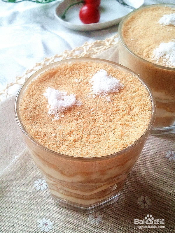 巧用剩余点心变身奢侈甜品——木糠蛋糕杯