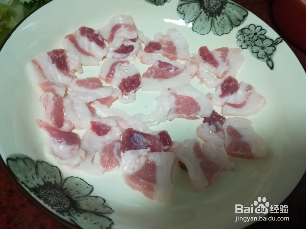 五花肉蒸鱼干的做法