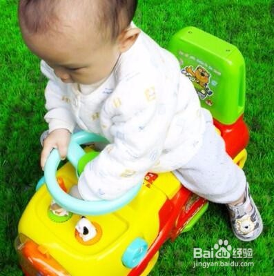 宝宝玩具的选择要注意什么？