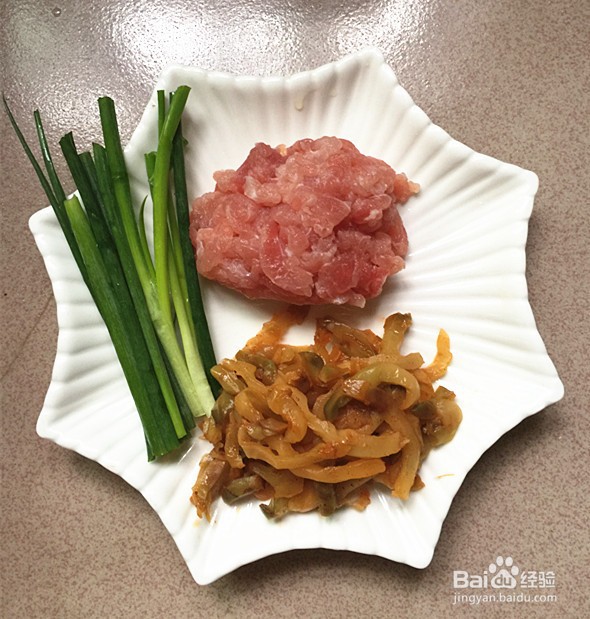 肉末烧米豆腐的做法