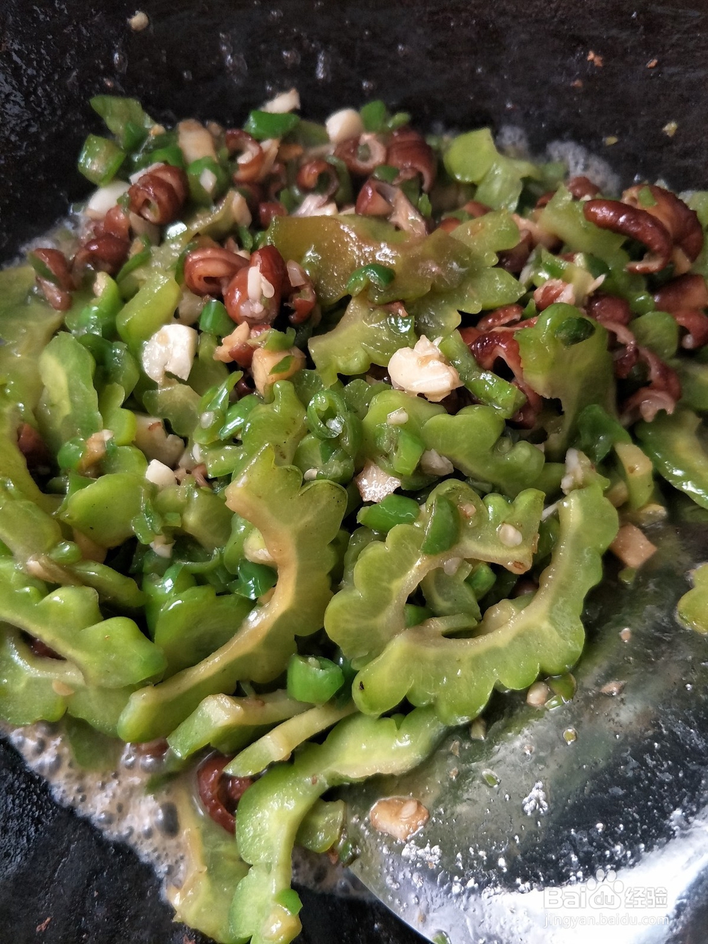 每日一菜之苦瓜炒大肠