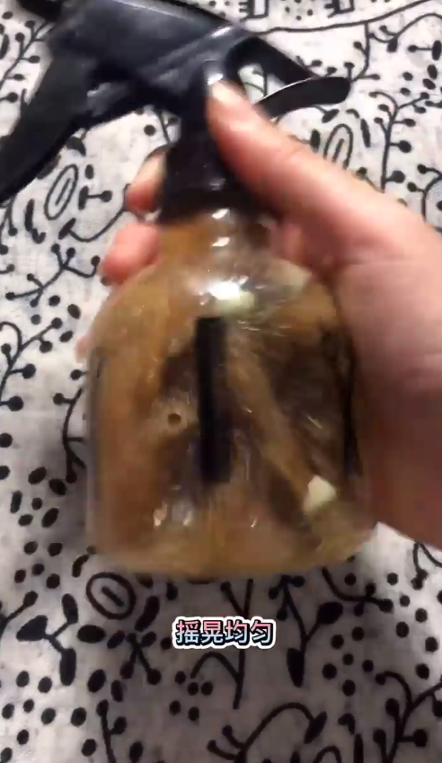 如何轻松去除水龙头上污渍