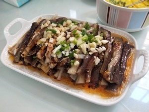 手撕茄子的做法