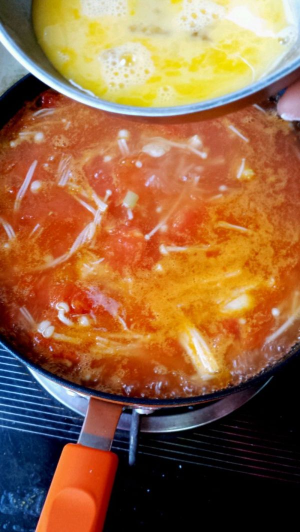 番茄金针菇蛋汤