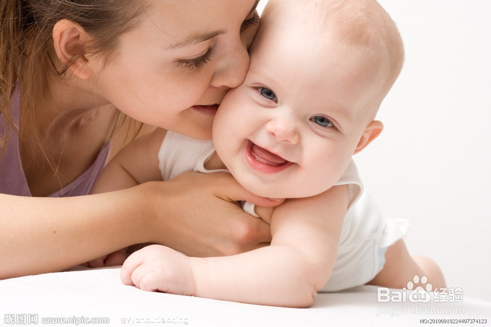 宝宝总哭怎么解决