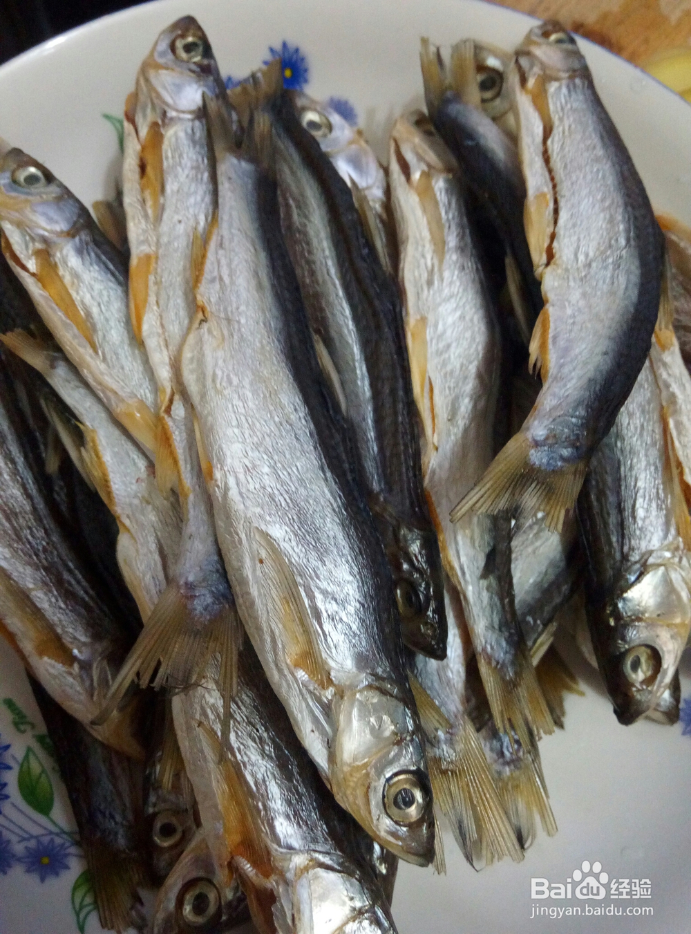 海鲜教程之香辣小鱼干的做法