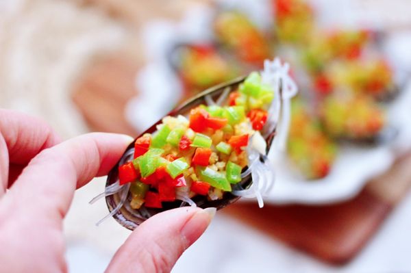 蒜香粉丝双椒青口贝