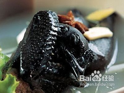 产后催奶食谱：[8]清炖乌骨鸡