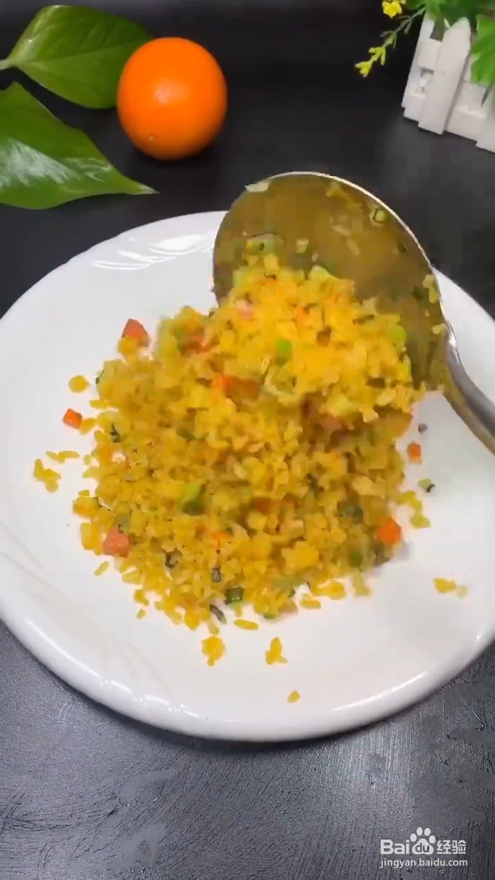 粒粒分明又非常好吃的蛋炒饭怎样做