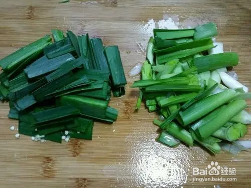 蒜苗香炒鸭腿