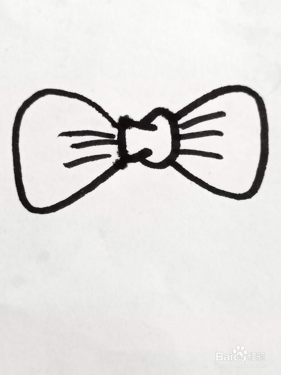怎样画漂亮的蝴蝶结？
