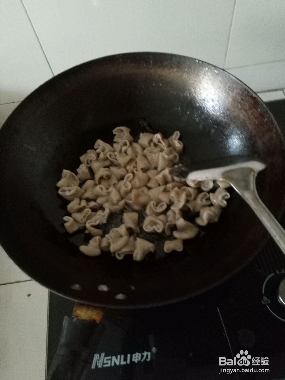 干煸肥肠的做法