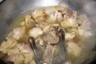 羊肚菌炖鸭汤的做法